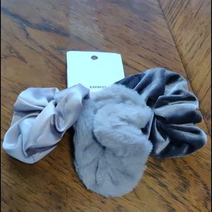 NWT 3 pack of multi-fabric scrunchies